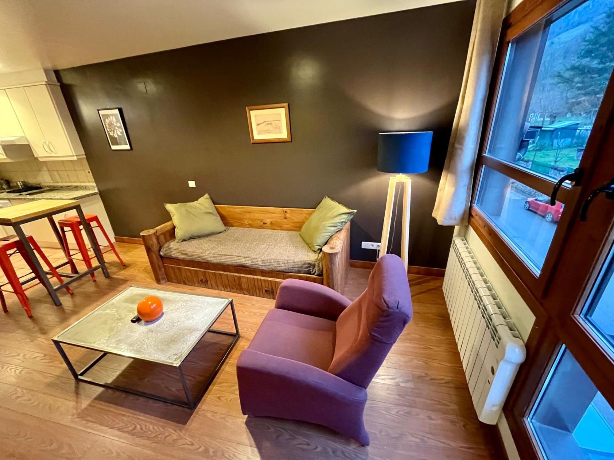 Апарт отель Lotila Flats Cuirgu Фелечоса Экстерьер фото